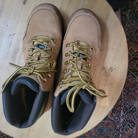 Caterpillar Tan Steel Toe Boots - Picture 5 of 8